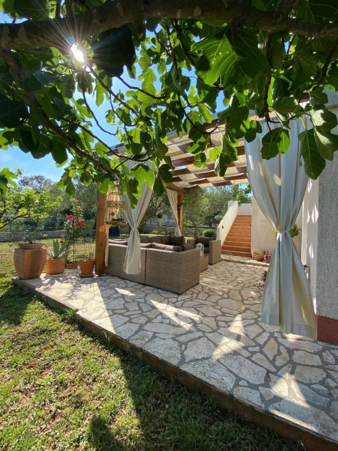 Beautiful Island House Ugljan Apartment Exterior foto